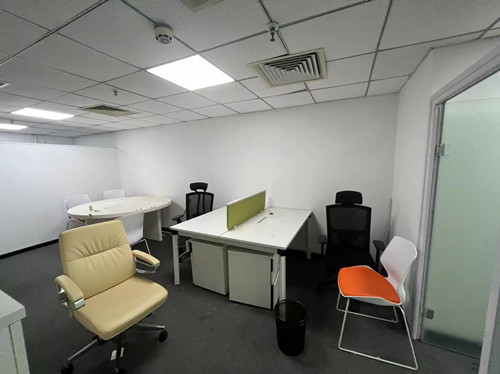 东城区崇文门出租北京写字楼房源，商务楼内办公家具给租户用