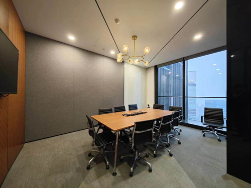 上海写字楼出租，浦东新区陆家嘴富城路99号，周边有很多甲级办公楼