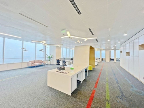 锦江区春熙路1300平整层，成都办公楼租赁，房屋还是现代办公室装修风格