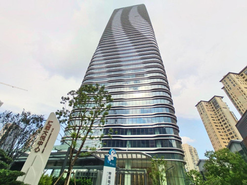 汇能大悦中心出租信息：静安区海宁路1155号，286平装修家具一步到位