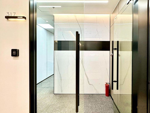 适合做上海办公室装修公司的写字楼租赁房屋上市了，有图片房源为证！