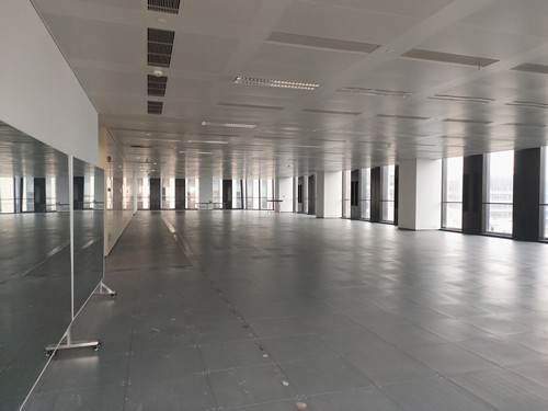 鲁能国际中心C座整层办公室，该上海办公楼租赁房可委托装修公司