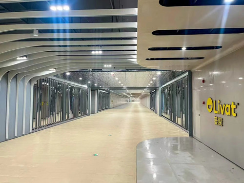 胡先生出租长宁写字楼整层，可根据企业实际需要定制装饰工程