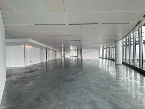 浦东写字楼出租，陆家嘴整层面积3015平米，提供上海办公室装修标准