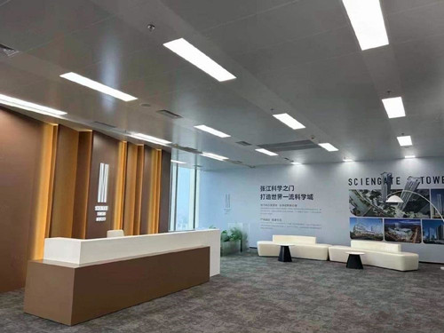 张江科学之门可以根据企业的要求定制上海办公楼装潢标准