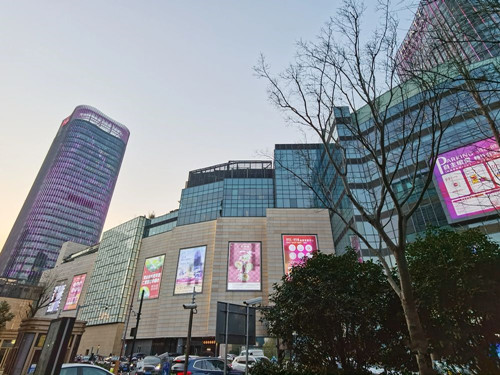 五角场写字楼，该上海办公楼租租赁可拎包入住，办公家具可增减