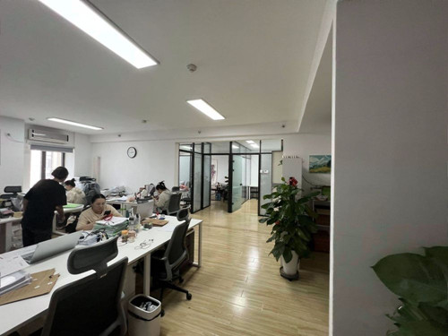 好消息，中国铁建广场写字楼特价房惊现北京写字楼市场！