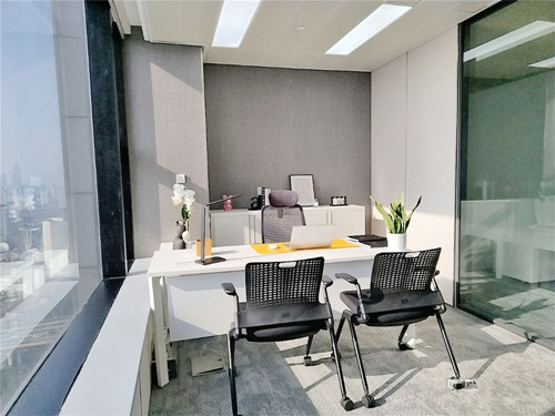 上海出租办公楼信息，精装修含办公家具，采光好，能看见对面地标