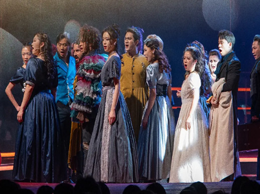 限时早鸟9折开票！星扬西岸中心《大彗星》原卡华丽回归上海大剧院，音乐会版全新启幕！西岸生活一键抢票直通～